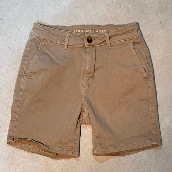 American Eagle Women's Tan Khaki Stretch Shorts Size 0 Small CT3 - Picture 1 of 4